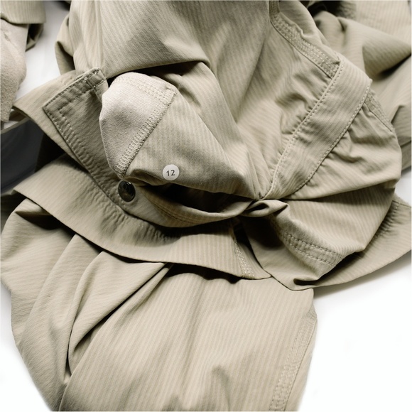 LULULEMON Après Practice Anorak Hooded Jacket in Classic Tan Size 12 - Picture 6 of 15